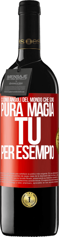 39,95 € | Vino rosso Edizione RED MBE Riserva Ci sono angoli del mondo che sono pura magia. Tu per esempio Etichetta Rossa. Etichetta personalizzabile Riserva 12 Mesi Raccogliere 2014 Tempranillo