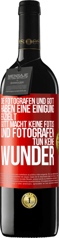 «Die Fotografen und Gott haben eine Einigung erzielt. Gott macht keine Fotos und Fotografen tun keine Wunder» RED Ausgabe MBE Reserve