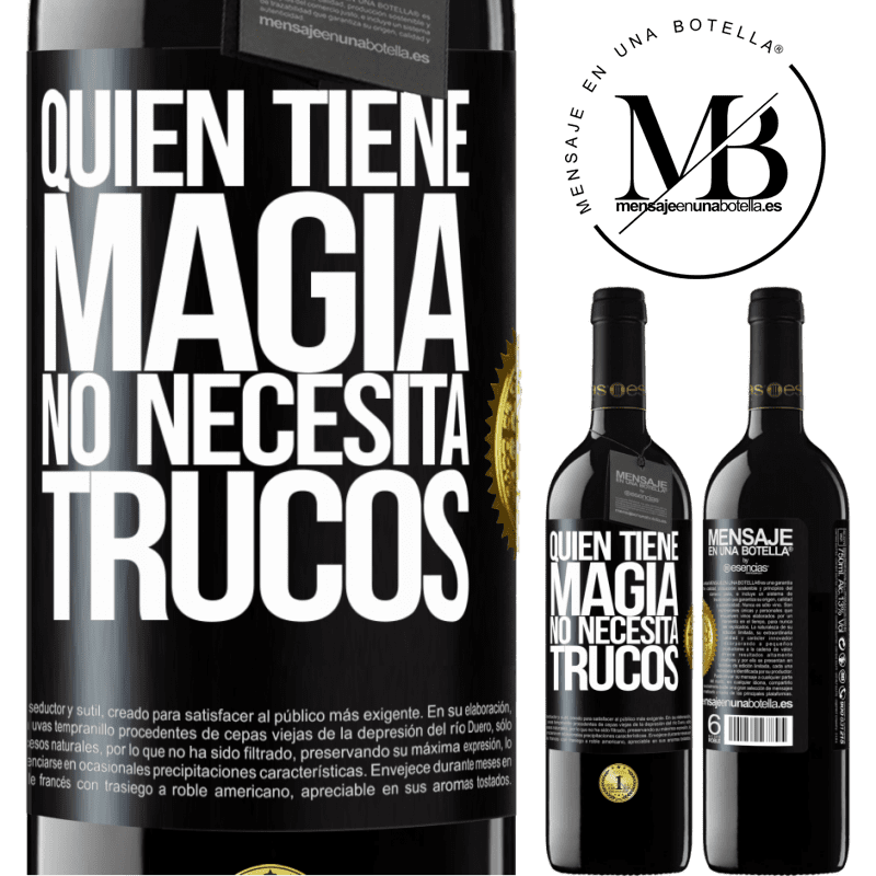 39,95 € Envío gratis | Vino Tinto Edición RED MBE Reserva Quien tiene magia no necesita trucos Etiqueta Negra. Etiqueta personalizable Reserva 12 Meses Cosecha 2016 Tempranillo