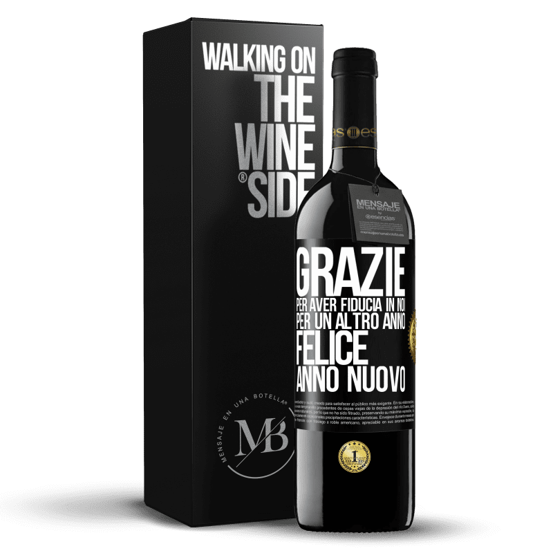 39,95 € Spedizione Gratuita | Vino rosso Edizione RED MBE Riserva Grazie per aver fiducia in noi per un altro anno. Felice anno nuovo Etichetta Nera. Etichetta personalizzabile Riserva 12 Mesi Raccogliere 2016 Tempranillo