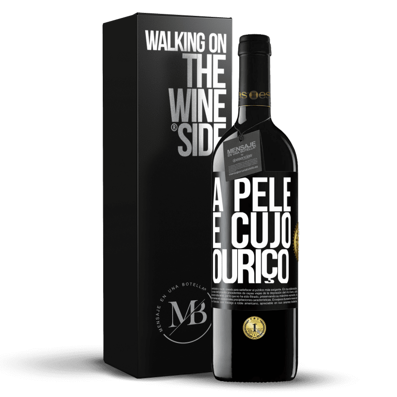 39,95 € Envio grátis | Vinho tinto Edição RED MBE Reserva A pele é cujo ouriço Etiqueta Preta. Etiqueta personalizável Reserva 12 Meses Colheita 2015 Tempranillo