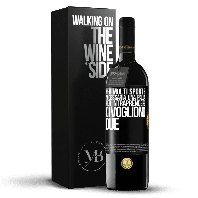 39,95 € Spedizione Gratuita | Vino rosso Edizione RED MBE Riserva Per molti sport è necessaria una palla. Per intraprendere, ci vogliono due Etichetta Nera. Etichetta personalizzabile Riserva 12 Mesi Raccogliere 2016 Tempranillo