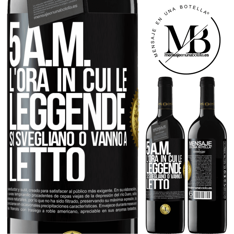 39,95 € Spedizione Gratuita | Vino rosso Edizione RED MBE Riserva 5 A.M. L'ora in cui le leggende si svegliano o vanno a letto Etichetta Nera. Etichetta personalizzabile Riserva 12 Mesi Raccogliere 2015 Tempranillo