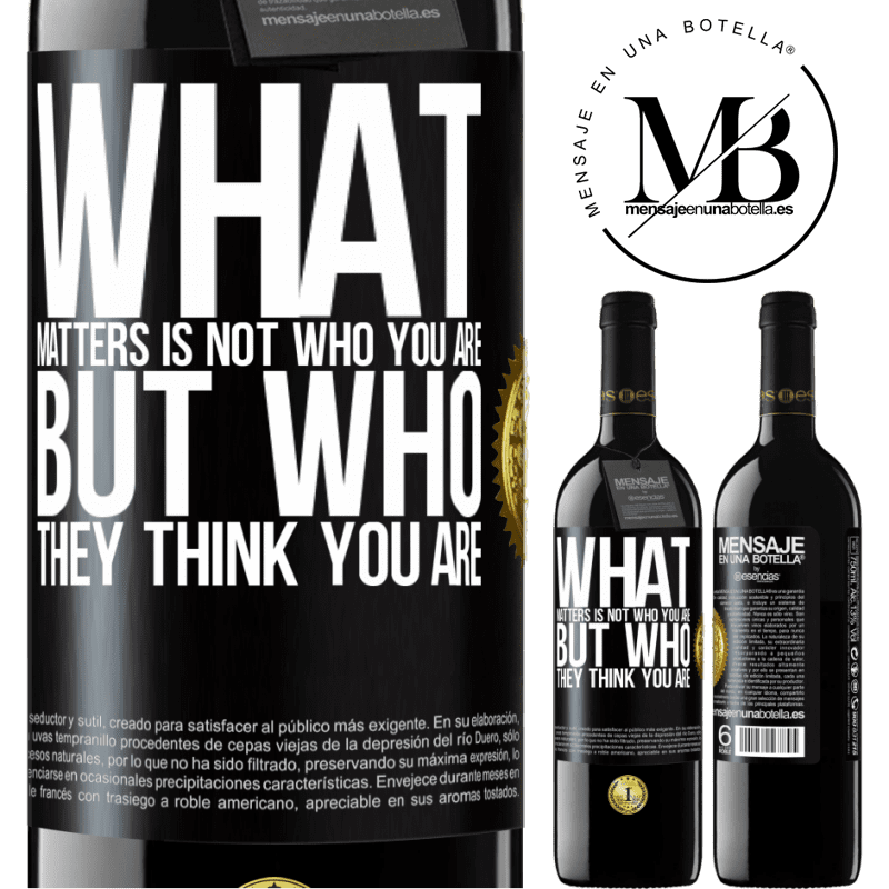 24,95 € Free Shipping | Red Wine RED Edition Crianza 6 Months What matters is not who you are, but who they think you are Black Label. Customizable label Aging in oak barrels 6 Months Harvest 2019 Tempranillo