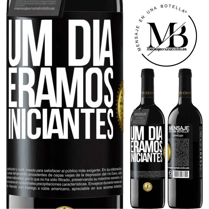 39,95 € Envio grátis | Vinho tinto Edição RED MBE Reserva Um dia éramos iniciantes Etiqueta Preta. Etiqueta personalizável Reserva 12 Meses Colheita 2015 Tempranillo