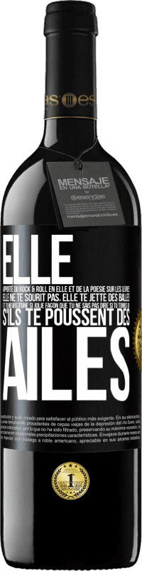 39,95 € Envoi gratuit | Vin rouge Édition RED MBE Réserve Elle apporte du Rock & Roll en elle et de la poésie sur les lèvres. Elle ne te sourit pas, elle te jette des balles et tu meurs Étiquette Noire. Étiquette personnalisable Réserve 12 Mois Récolte 2016 Tempranillo