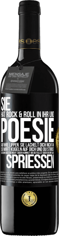 39,95 € Kostenloser Versand | Rotwein RED Ausgabe MBE Reserve Sie hat Rock & Roll in ihr und Poesie auf ihre Lippen. Sie lächelt dich nicht an, sie wirft Kugeln auf dich und du stirbst so sc Schwarzes Etikett. Anpassbares Etikett Reserve 12 Monate Ernte 2016 Tempranillo