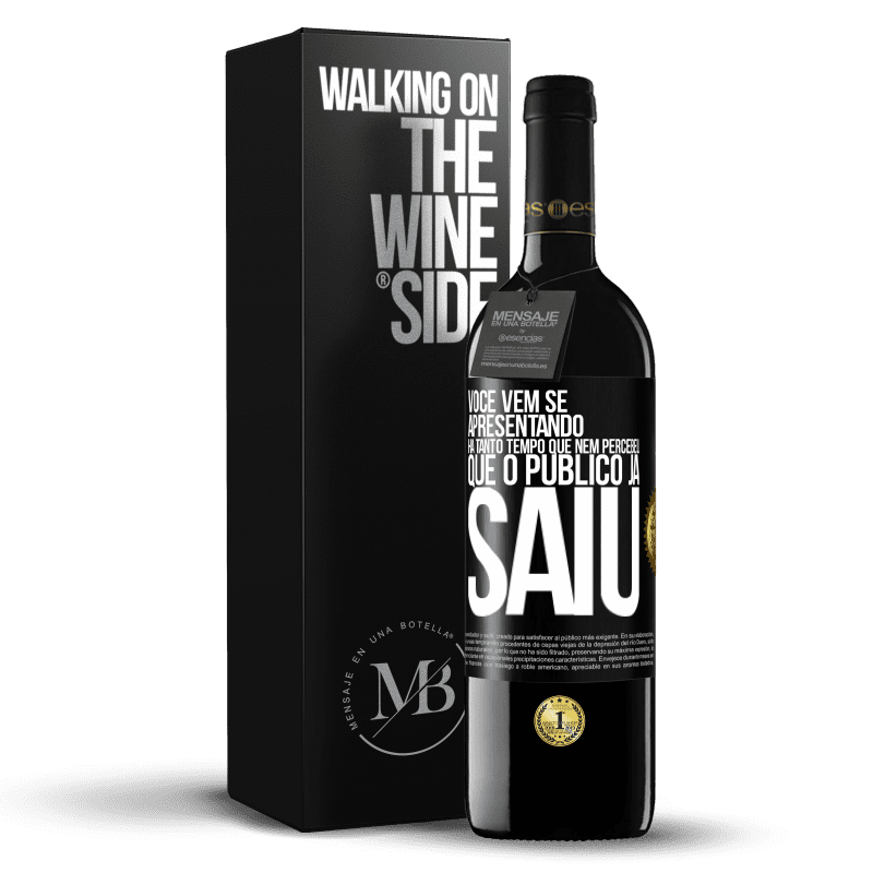 39,95 € Envio grátis | Vinho tinto Edição RED MBE Reserva Você vem se apresentando há tanto tempo que nem percebeu que o público já saiu Etiqueta Preta. Etiqueta personalizável Reserva 12 Meses Colheita 2016 Tempranillo