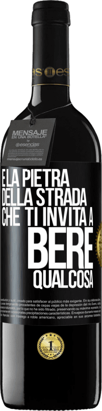 Spedizione Gratuita | Vino rosso Edizione RED MBE Riserva E la pietra della strada che ti invita a bere qualcosa Etichetta Nera. Etichetta personalizzabile Riserva 12 Mesi Raccogliere 2014 Tempranillo