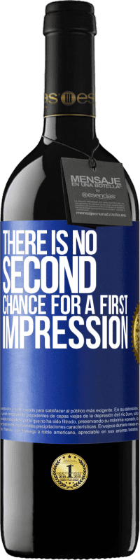 39,95 € 免费送货 | 红酒 RED版 MBE 预订 没有第二印象的第一印象 蓝色标签. 可自定义的标签 预订 12 个月 收成 2016 Tempranillo