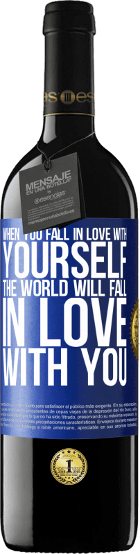 39,95 € | Red Wine RED Edition MBE Reserve When you fall in love with yourself, the world will fall in love with you Blue Label. Customizable label Reserve 12 Months Harvest 2014 Tempranillo
