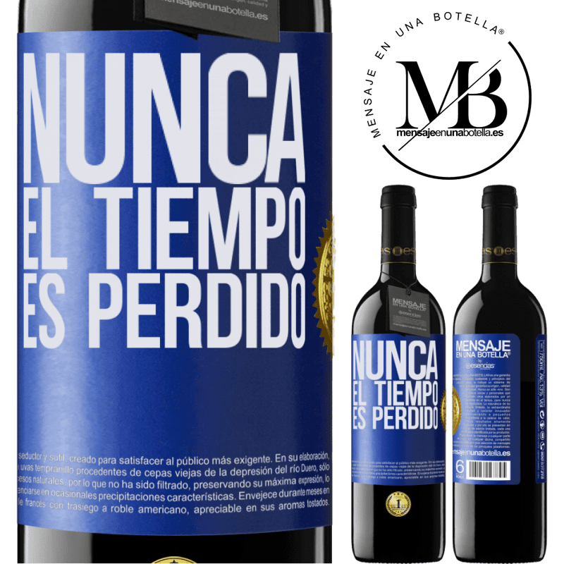 39,95 € Envío gratis | Vino Tinto Edición RED MBE Reserva Nunca el tiempo es perdido Etiqueta Azul. Etiqueta personalizable Reserva 12 Meses Cosecha 2014 Tempranillo