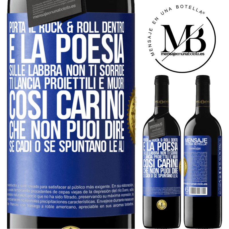 39,95 € Spedizione Gratuita | Vino rosso Edizione RED MBE Riserva Porta il Rock & Roll dentro e la poesia sulle labbra. Non ti sorride, ti lancia proiettili e muori così carino che non puoi Etichetta Blu. Etichetta personalizzabile Riserva 12 Mesi Raccogliere 2014 Tempranillo