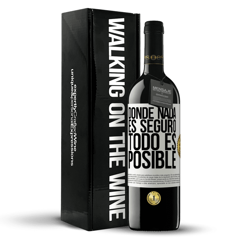 39,95 € Envío gratis | Vino Tinto Edición RED MBE Reserva Donde nada es seguro, todo es posible Etiqueta Blanca. Etiqueta personalizable Reserva 12 Meses Cosecha 2015 Tempranillo