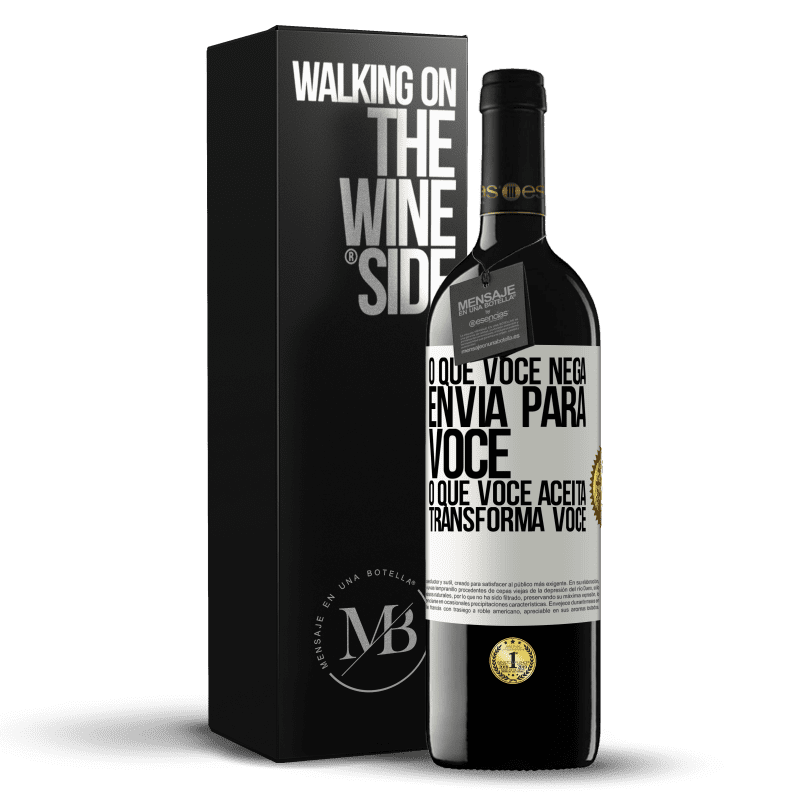 39,95 € Envio grátis | Vinho tinto Edição RED MBE Reserva O que você nega envia para você. O que você aceita transforma você Etiqueta Branca. Etiqueta personalizável Reserva 12 Meses Colheita 2015 Tempranillo