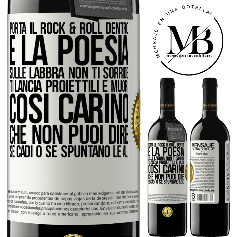 39,95 € Spedizione Gratuita | Vino rosso Edizione RED MBE Riserva Porta il Rock & Roll dentro e la poesia sulle labbra. Non ti sorride, ti lancia proiettili e muori così carino che non puoi Etichetta Bianca. Etichetta personalizzabile Riserva 12 Mesi Raccogliere 2014 Tempranillo