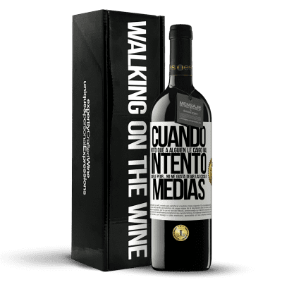 «Cuando noto que a alguien le caigo mal, intento caerle peor... no me gusta dejar las cosas a medias» Edición RED MBE Reserva