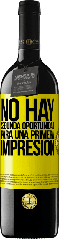 39,95 € Envío gratis | Vino Tinto Edición RED MBE Reserva No hay una segunda oportunidad para una primera impresión Etiqueta Amarilla. Etiqueta personalizable Reserva 12 Meses Cosecha 2016 Tempranillo