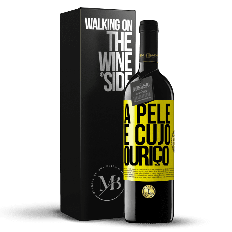 39,95 € Envio grátis | Vinho tinto Edição RED MBE Reserva A pele é cujo ouriço Etiqueta Amarela. Etiqueta personalizável Reserva 12 Meses Colheita 2015 Tempranillo