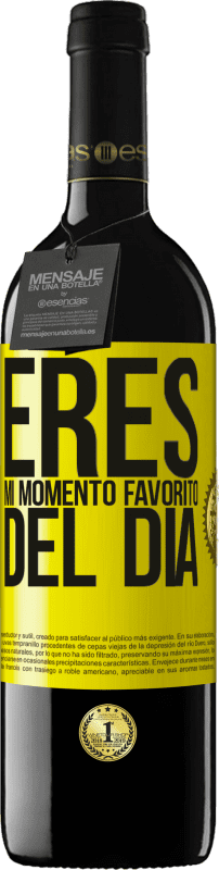 39,95 € | Vino Tinto Edición RED MBE Reserva Eres mi momento favorito del día Etiqueta Amarilla. Etiqueta personalizable Reserva 12 Meses Cosecha 2016 Tempranillo