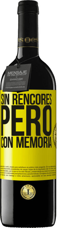 39,95 € | Vino Tinto Edición RED MBE Reserva Sin rencores, pero con memoria Etiqueta Amarilla. Etiqueta personalizable Reserva 12 Meses Cosecha 2016 Tempranillo