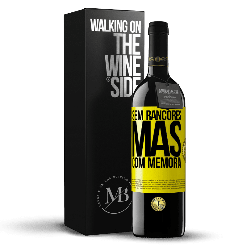 39,95 € Envio grátis | Vinho tinto Edição RED MBE Reserva Sem rancores, mas com memória Etiqueta Amarela. Etiqueta personalizável Reserva 12 Meses Colheita 2015 Tempranillo