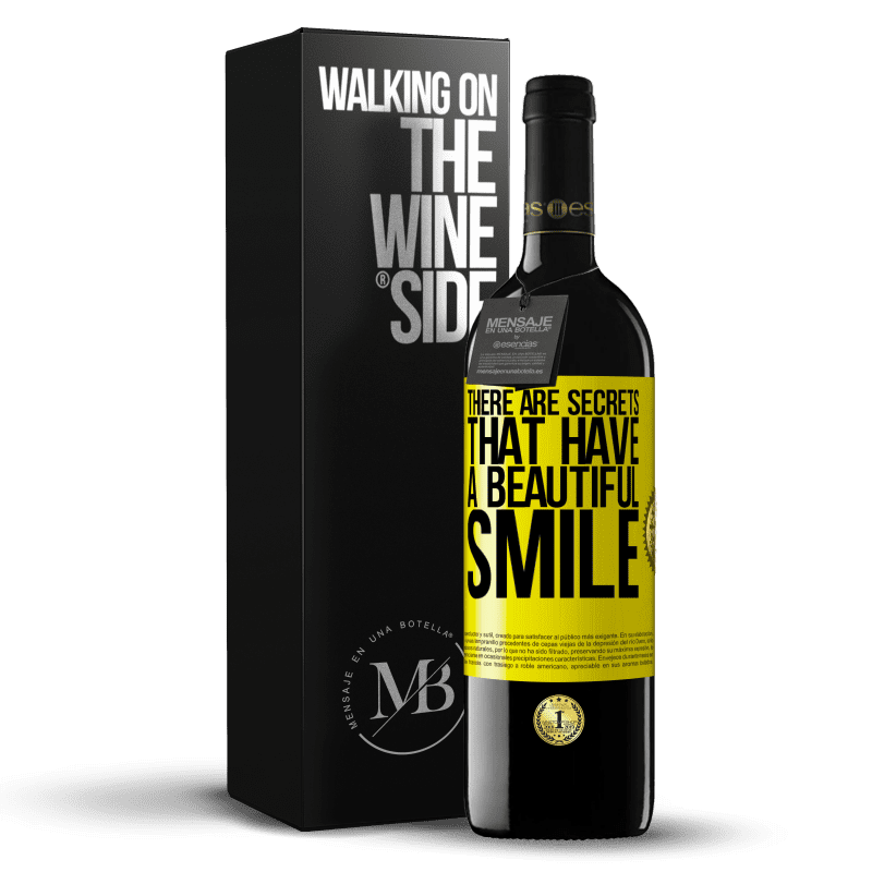 39,95 € Free Shipping | Red Wine RED Edition MBE Reserve There are secrets that have a beautiful smile Yellow Label. Customizable label Reserve 12 Months Harvest 2015 Tempranillo