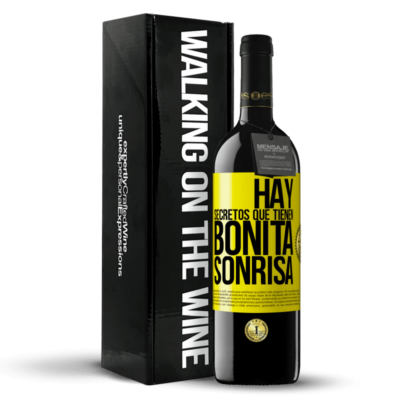 39,95 € Envío gratis | Vino Tinto Edición RED MBE Reserva Hay secretos que tienen bonita sonrisa Etiqueta Amarilla. Etiqueta personalizable Reserva 12 Meses Cosecha 2016 Tempranillo
