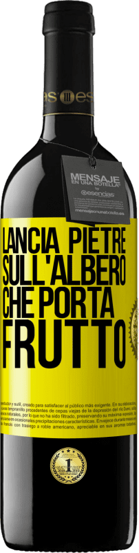 Spedizione Gratuita | Vino rosso Edizione RED MBE Riserva Lancia pietre sull'albero che porta frutto Etichetta Gialla. Etichetta personalizzabile Riserva 12 Mesi Raccogliere 2014 Tempranillo