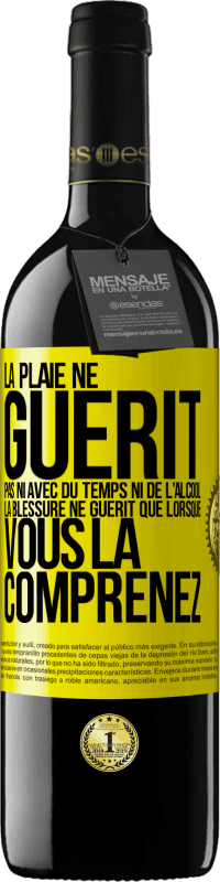 39,95 € | Vin rouge Édition RED MBE Réserve La plaie ne guérit pas ni avec du temps ni de l'alcool. La blessure ne guérit que lorsque vous la comprenez Étiquette Jaune. Étiquette personnalisable Réserve 12 Mois Récolte 2016 Tempranillo