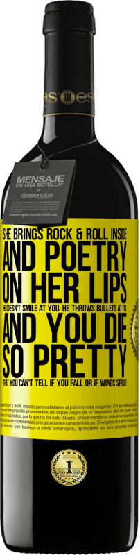 «彼女はロックンロールを中に入れ、唇に詩をもたらします。彼はあなたに微笑まない、彼はあなたに弾丸を投げる、そしてあなたはとてもきれいに死ぬ» REDエディション MBE 予約する