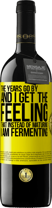 «Проходят годы, и я чувствую, что вместо взросления я брожу» Издание RED MBE Бронировать