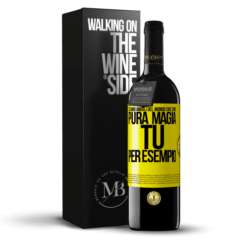 39,95 € Spedizione Gratuita | Vino rosso Edizione RED MBE Riserva Ci sono angoli del mondo che sono pura magia. Tu per esempio Etichetta Gialla. Etichetta personalizzabile Riserva 12 Mesi Raccogliere 2014 Tempranillo