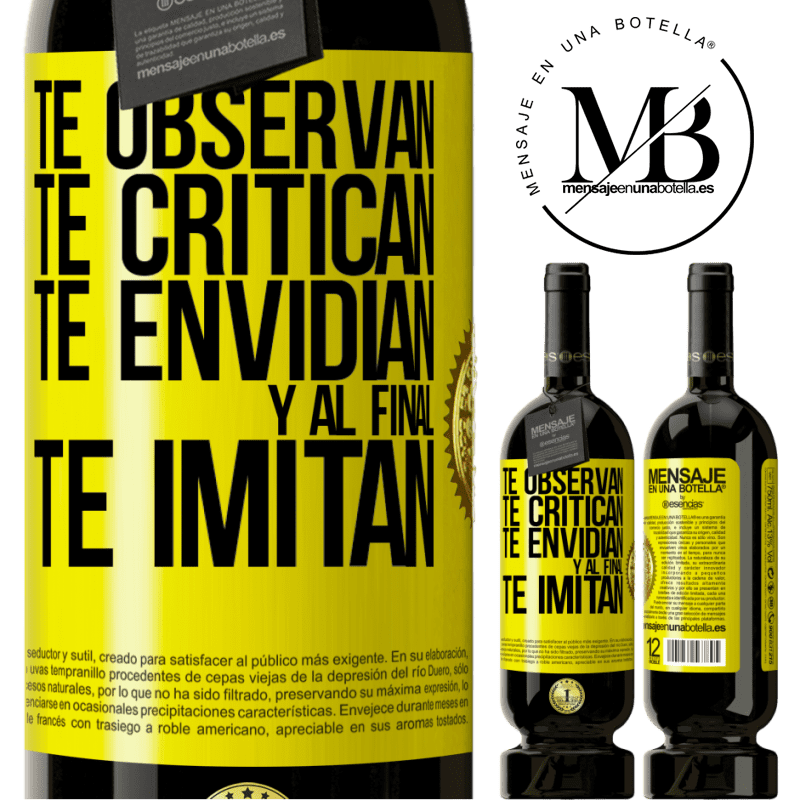 49,95 € Envío gratis | Vino Tinto Edición Premium MBS® Reserva Te observan, te critican, te envidian… y al final, te imitan Etiqueta Amarilla. Etiqueta personalizable Reserva 12 Meses Cosecha 2016 Tempranillo