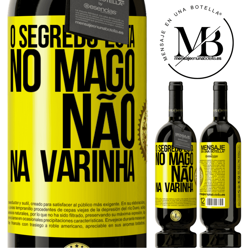 49,95 € Envio grátis | Vinho tinto Edição Premium MBS® Reserva O segredo está no mago, não na varinha Etiqueta Amarela. Etiqueta personalizável Reserva 12 Meses Colheita 2014 Tempranillo