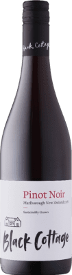 Two Rivers Black Cottage Pinot Noir Marlborough 75 cl