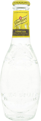 25,95 € Envío gratis | Refrescos y Mixers Schweppes Tónica & Toque de Lima Botellín 20 cl