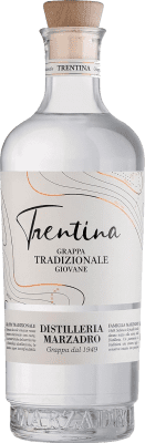 Envio grátis | Aguardente Grappa Marzadro Trentina Itália Mascate, Chardonnay, Gewürztraminer Garrafa Miniatura 5 cl