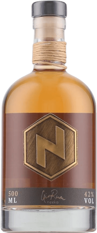 35,95 € Envío gratis | Ginebra Gin Neeka GinRum Gold — Edición Oro Botella Medium 50 cl