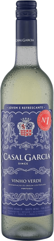 6,95 € | Белое вино Casal Garcia I.G. Vinho Verde Vinho Verde Португалия Loureiro, Treixadura, Azal 75 cl