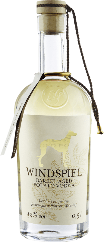 Envio grátis | Vodka Windspiel Barrel Aged Potato Vintage Alemanha Garrafa Medium 50 cl Envio grátis | Vodka Windspiel Barrel Aged Potato Vintage Alemanha Garrafa Medium 50 cl