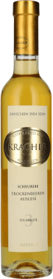 Kostenloser Versand | Rotwein Kracher Trockenbeerenauslese Zwischen den Seen Nummer 3 D.A.C. Neusiedlersee Österreich Scheurebe Halbe Flasche 37 cl