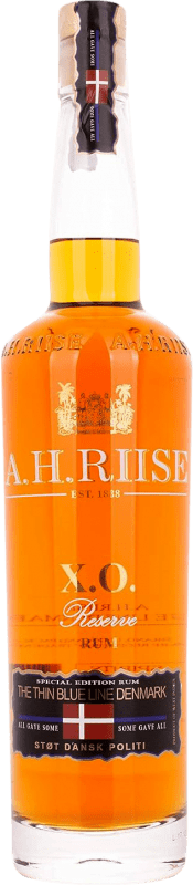 67,95 € | 朗姆酒 A.H. Riise The Thin Blue Line XO 预订 丹麦 70 cl