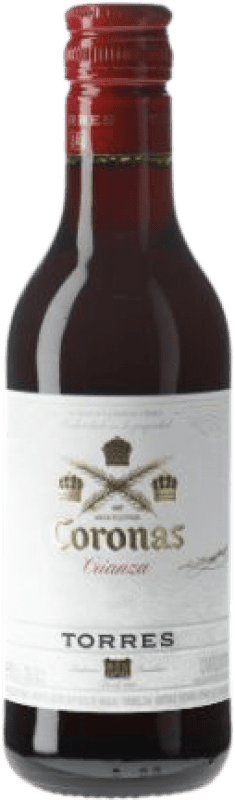 3,95 € Envío gratis | Vino tinto Familia Torres Coronas D.O. Catalunya Botellín 18 cl