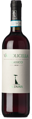 Kostenloser Versand | Rotwein La Dama Klassisch D.O.C. Valpolicella Venetien Italien Corvina, Rondinella, Corvinone, Molinara 75 cl La Dama Valpolicella Klassisch 75 cl