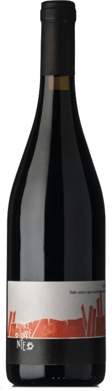 Бесплатная доставка | Красное вино Oltretorrente Rosso D.O.C. Colli Tortonesi Пьемонте Италия Dolcetto, Barbera 75 cl