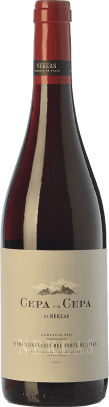 11,95 € Envío gratis | Vino tinto Nekeas Cepa por Cepa Garnacha Joven D.O. Navarra