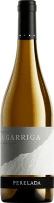 Envio grátis | Vinho branco Perelada Finca La Garriga Blanc Crianza D.O. Empordà Catalunha Espanha Samsó, Chardonnay 75 cl