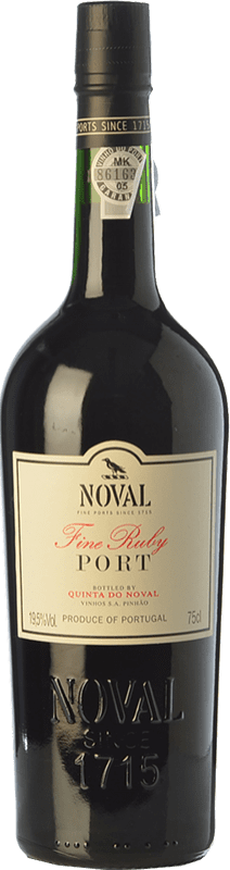 16,95 € | Likörwein Quinta do Noval Fine Ruby Port I.G. Porto Porto Portugal Touriga Franca, Tinta Roriz, Tinta Barroca 75 cl