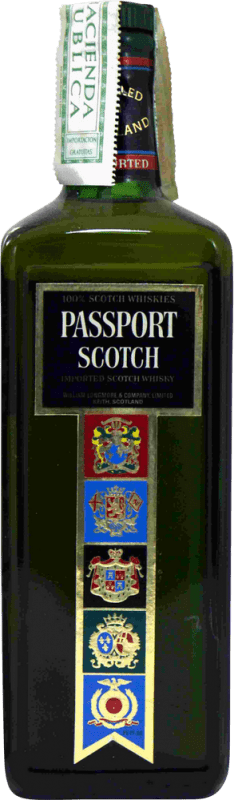 16,95 € | Blended Whisky Passport Scoth Estuche Gris United Kingdom 75 cl Collector's Item Not for Consumption